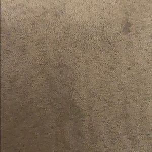 Meet your Posher, Nora